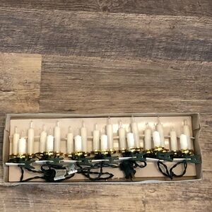 Vintage String of 10 Clip-On candleLights.appear like new in open box. Tested